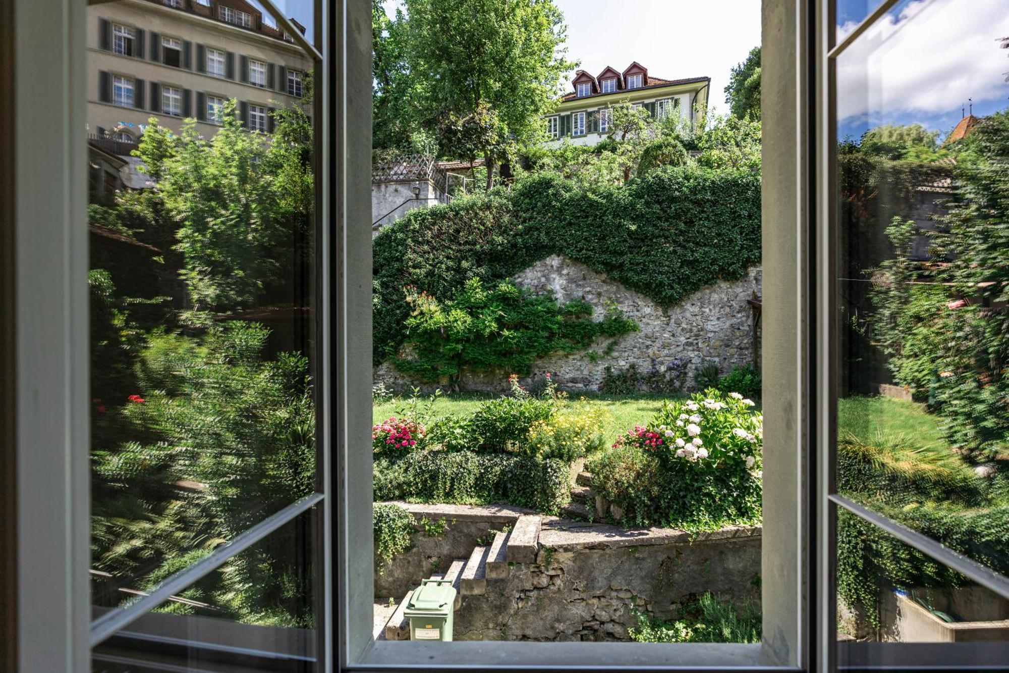 Historische Wohnung Im Herzen Der Thuner Altstadt エクステリア 写真