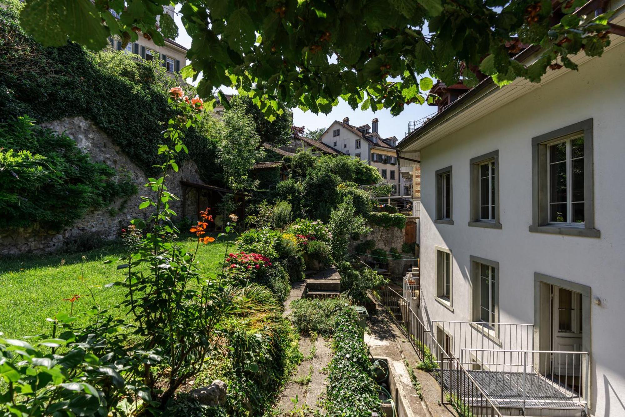 Historische Wohnung Im Herzen Der Thuner Altstadt エクステリア 写真