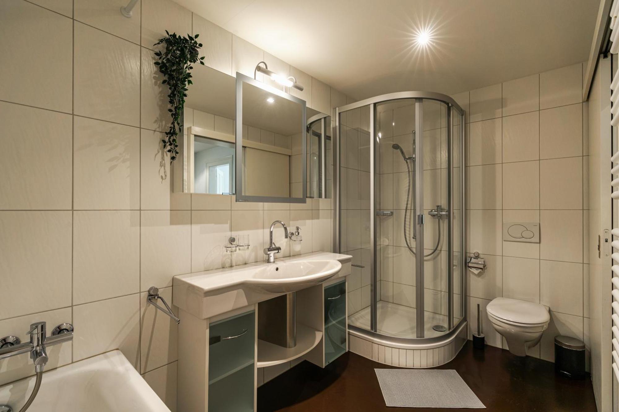 Historische Wohnung Im Herzen Der Thuner Altstadt エクステリア 写真