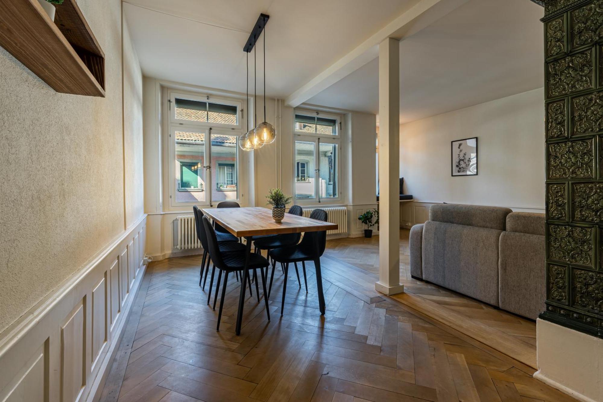 Historische Wohnung Im Herzen Der Thuner Altstadt エクステリア 写真