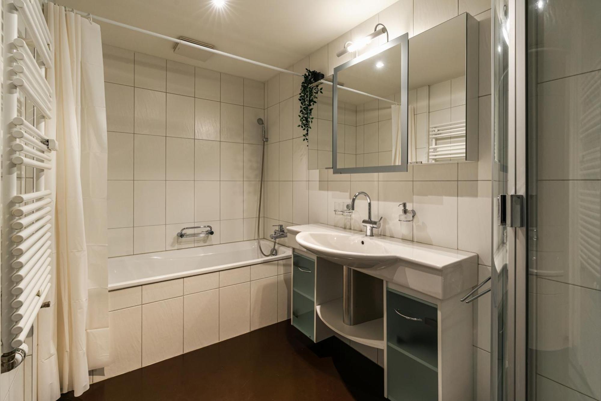 Historische Wohnung Im Herzen Der Thuner Altstadt エクステリア 写真